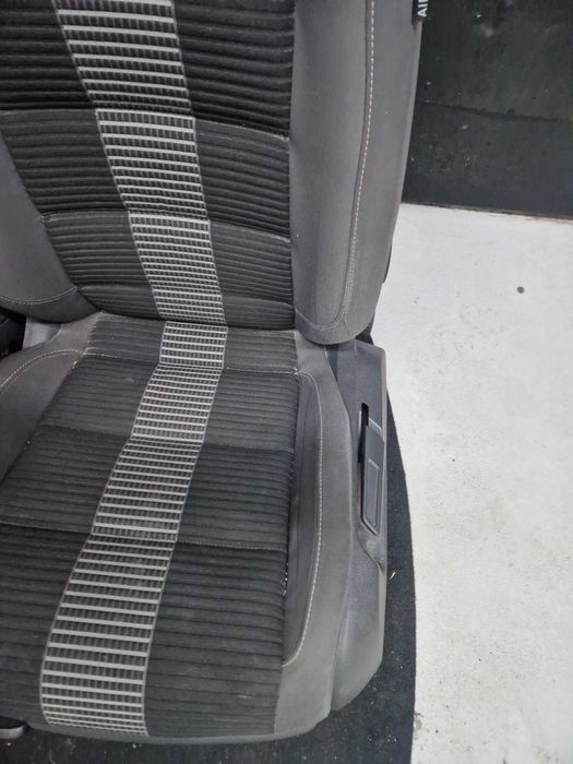 Fotele Vw Touran I FL