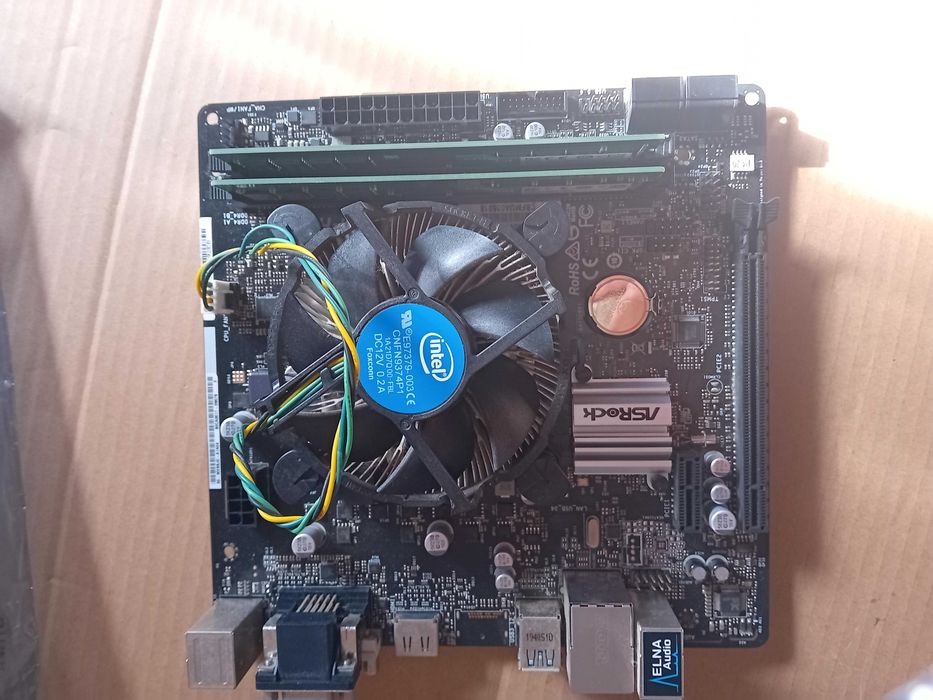 Placa Mae   Asrock mini itx  + CPU i5- + 8gb RAM  ddr4
