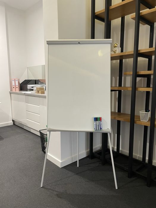 Tablica biurowa Flipchart Biała