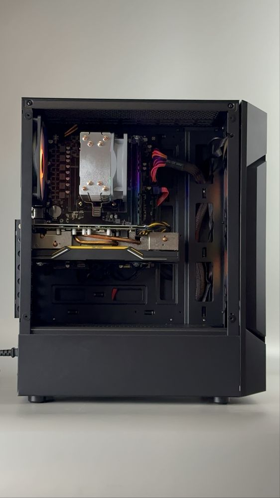 Ігровий ПК!! Ryzen 5 5500, RX 5600 XT, ОЗУ DDR4 16 Gb, SSD 512gb