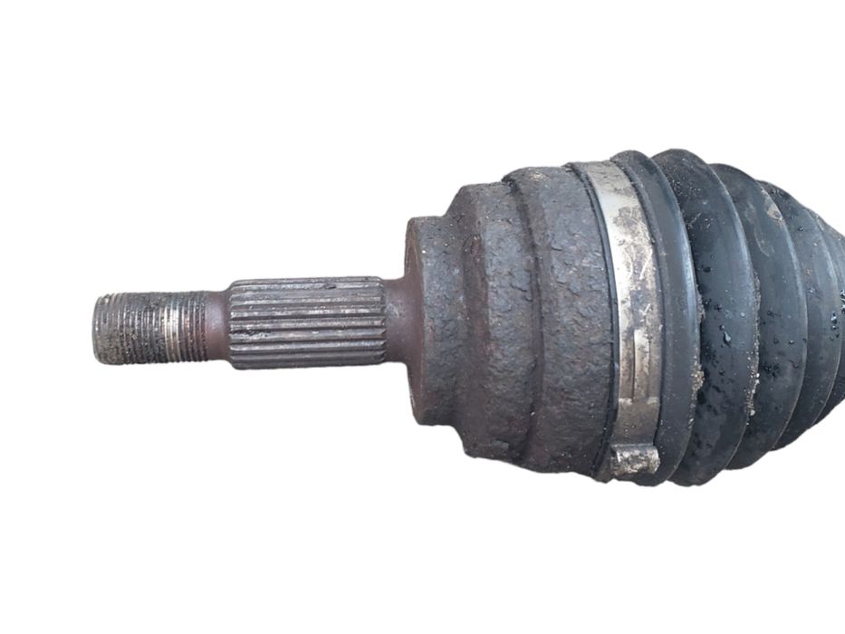 Передняя правая полуось Renault Kangoo 1.5dci mt 1997-2008 разборка