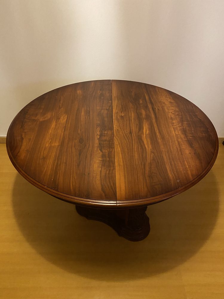 Mesa de Madeira + 4 Cadeiras