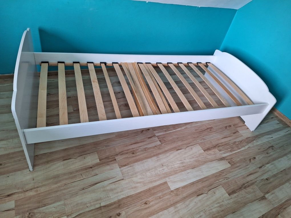 Stelaż łóżka bez materaca