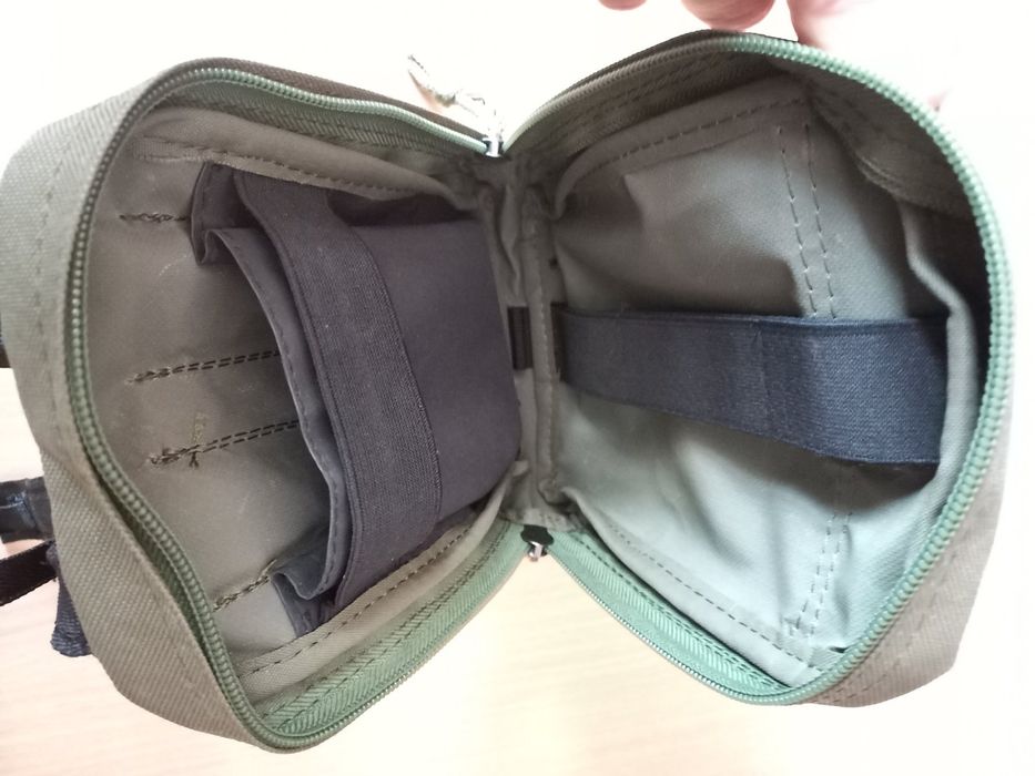 Підсумок для скидання магазинів, кобура,  аптечка