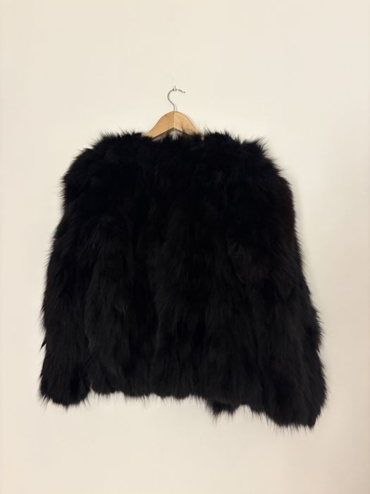 Futro z lisa czrne krótkie naturalne