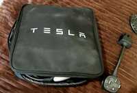 Оригінальна зарядка Tesla