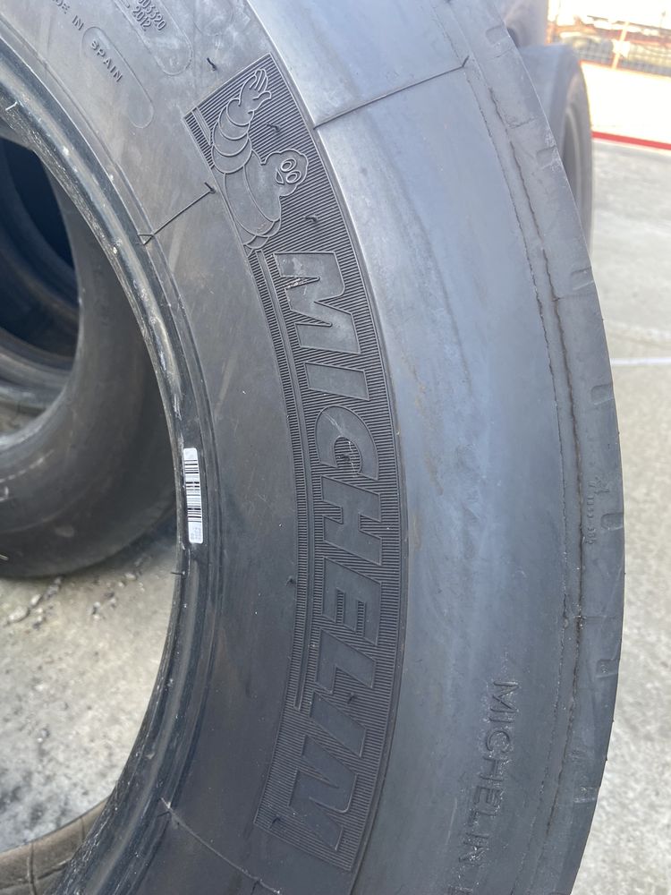 2 opony 275/70 R22,5 Michelin X IN City