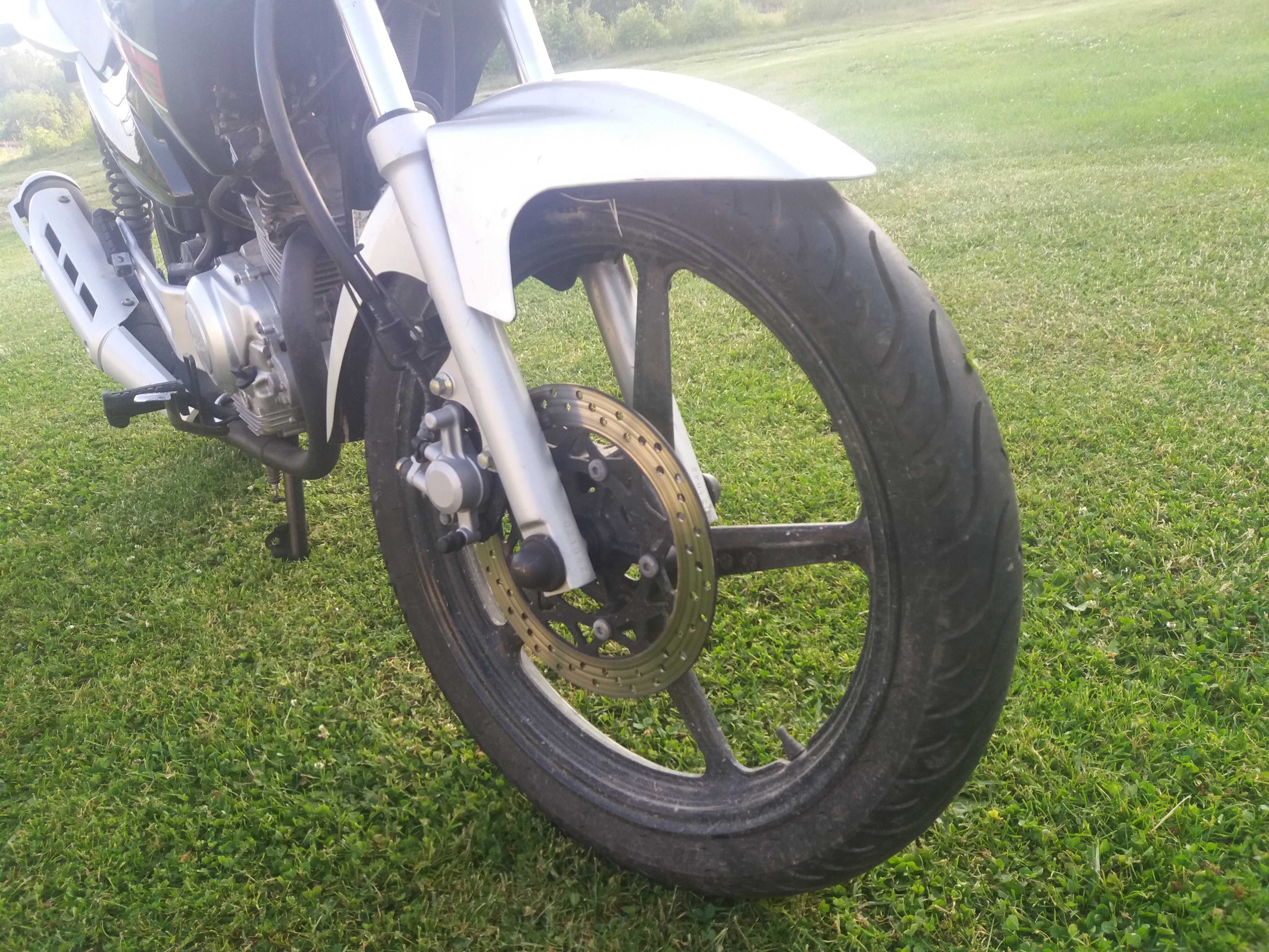 Motocykl 125 yamaha ybr cbr cbf na wtrysku 2011 rok kat. B A1