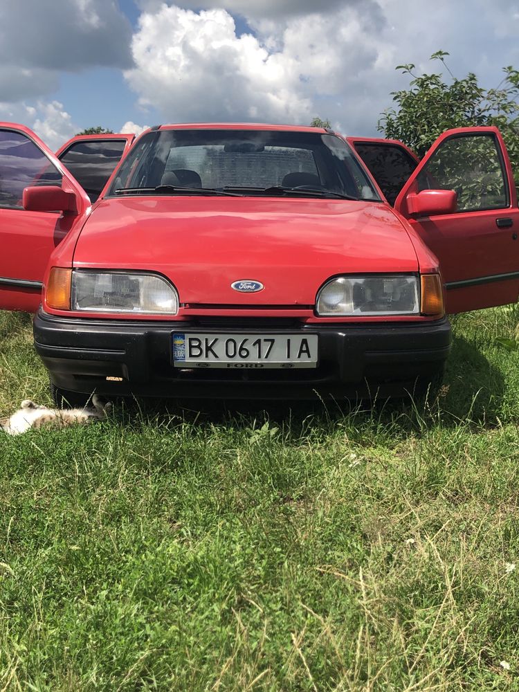 Продам форд сієра 1988р