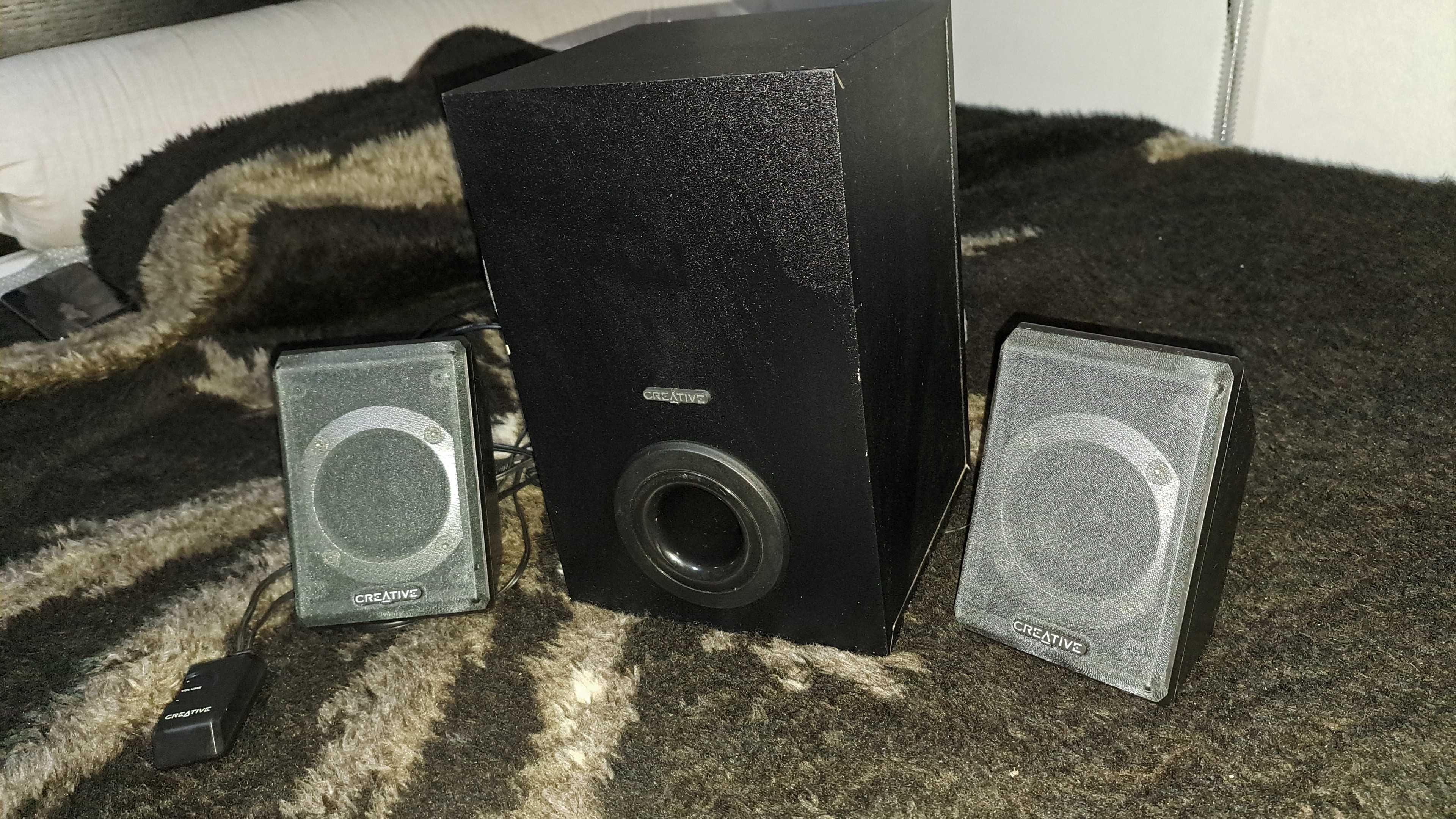 Amplificador com colunas