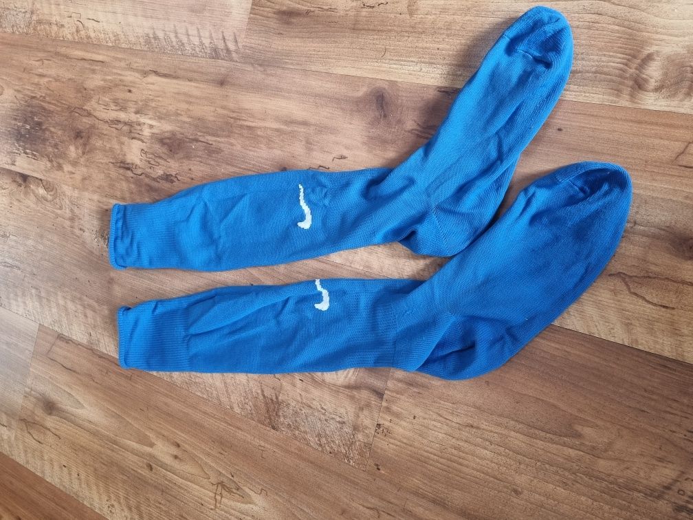 Strój piłkarski oryginalny NIKE r. XL jak nowy!