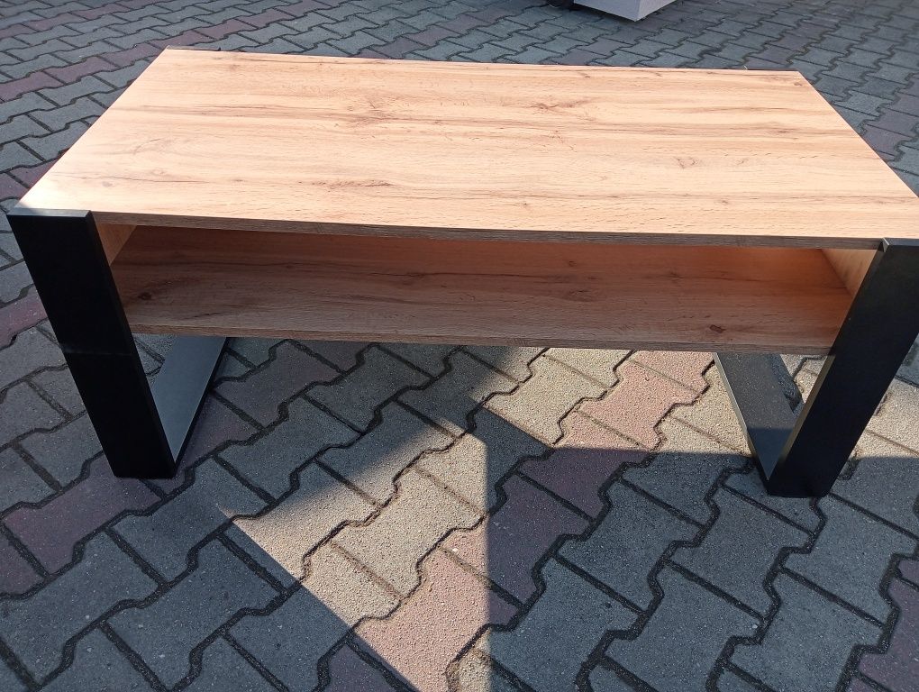 Ława do salonu w bardzo dobrym stanie