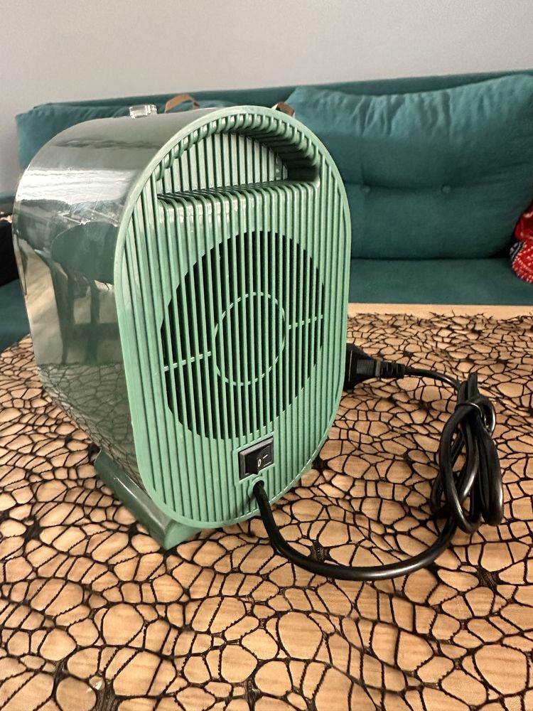 Mini grzejnik elektryczny