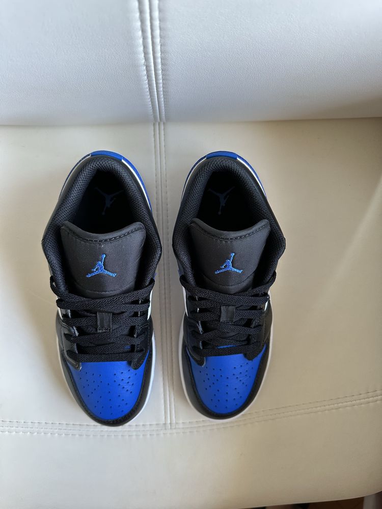 Nike Air Jordan 1