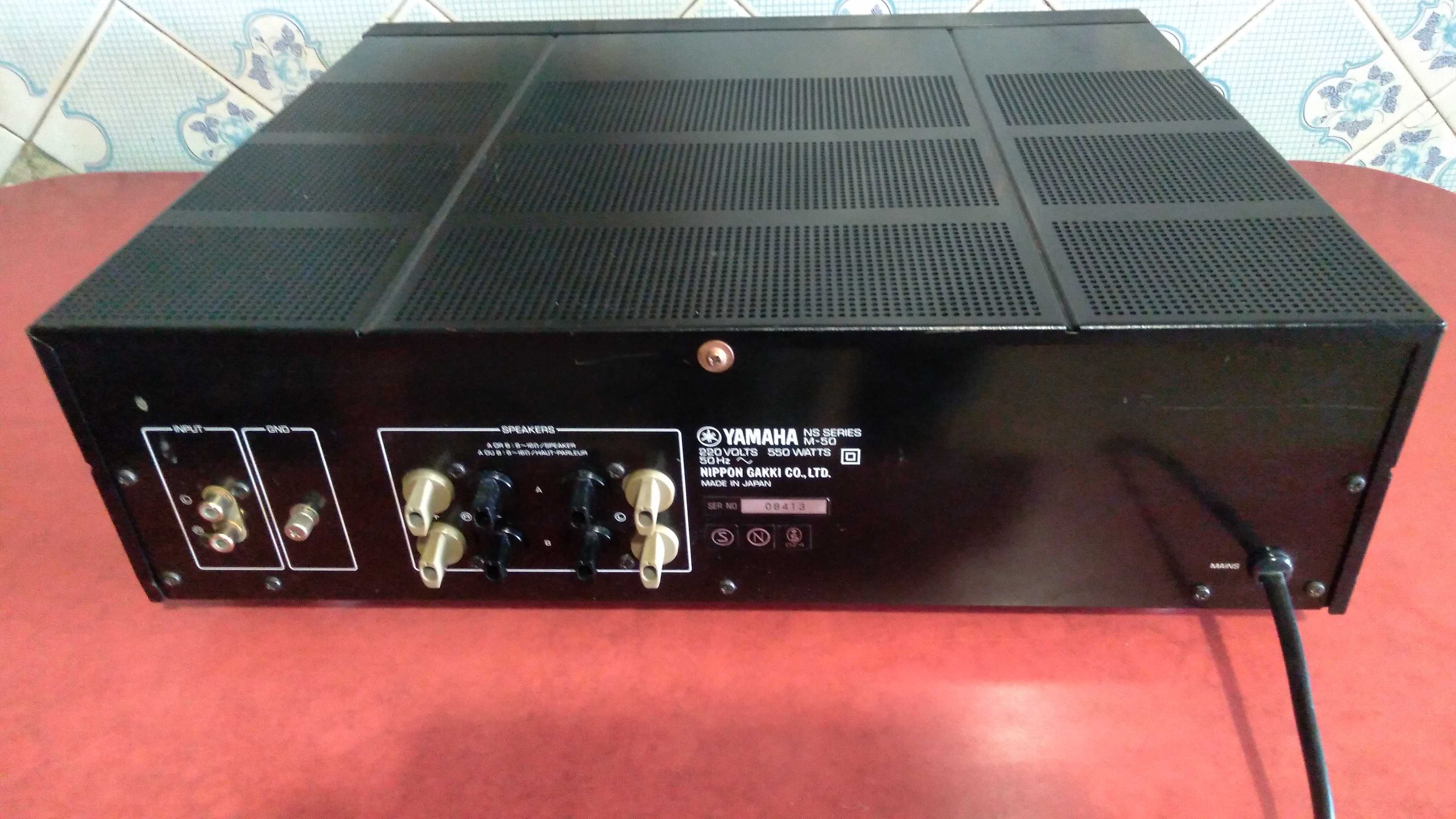 Yamaha M 50 усилитель мощности
