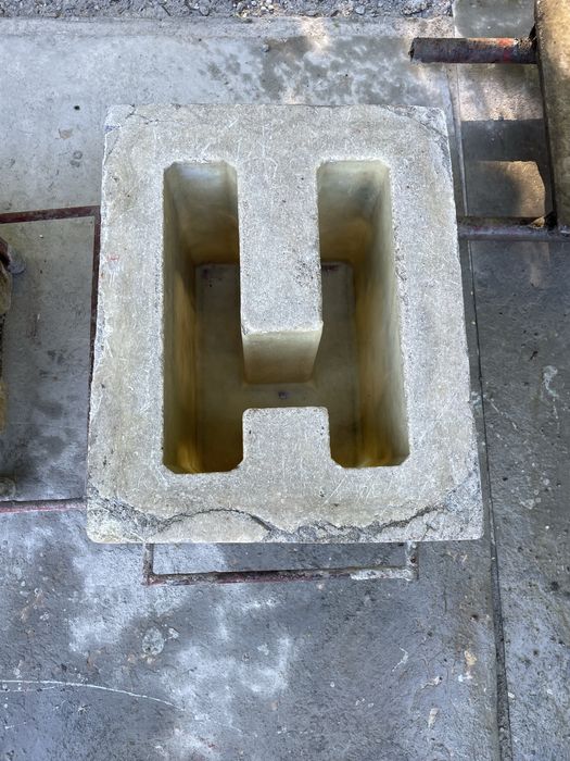 Forma na deski pod ogrodzenia panelowe