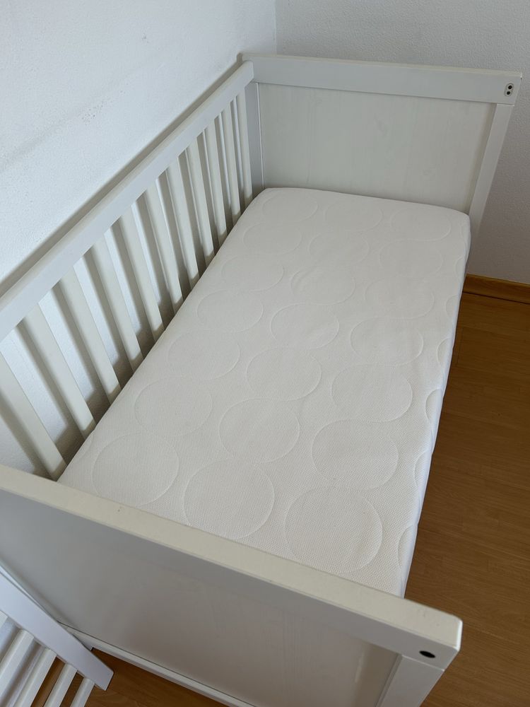 Berço IKEA + colchao