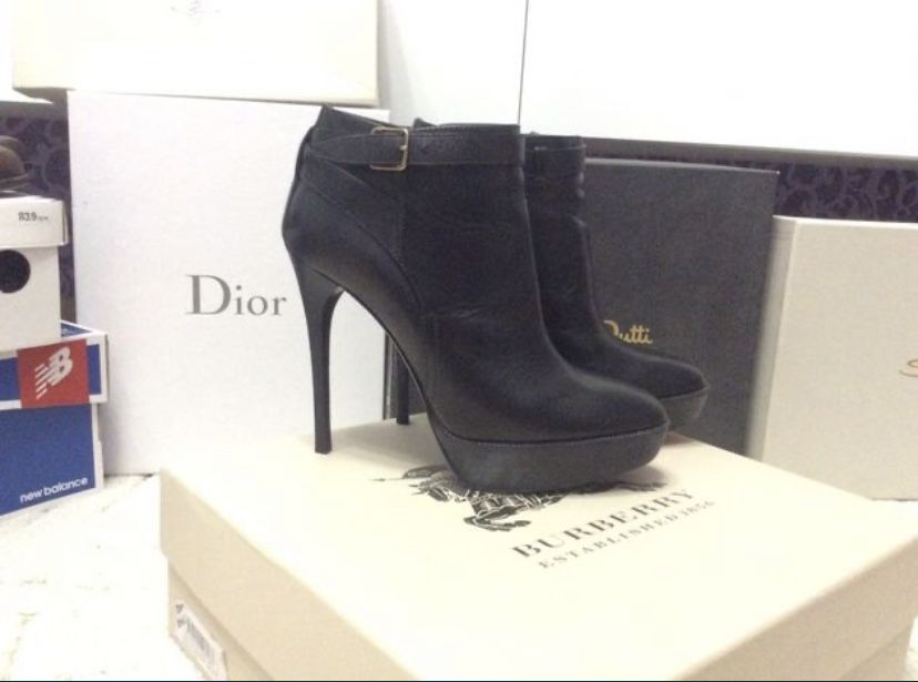 Burberry Black BR3833881 37р ботильйони жіночі напівчеревики, черевики
