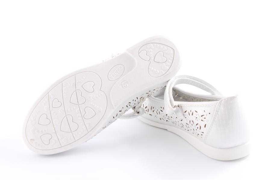 Розпродаж! Туфлі білі для дівчинки з перфорацією ТМ "Сказка" 35 рр