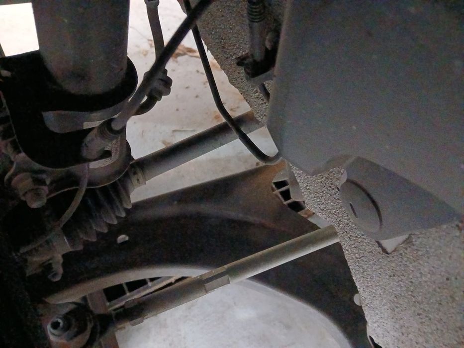 Transmissão frente esquerda DACIA Spring