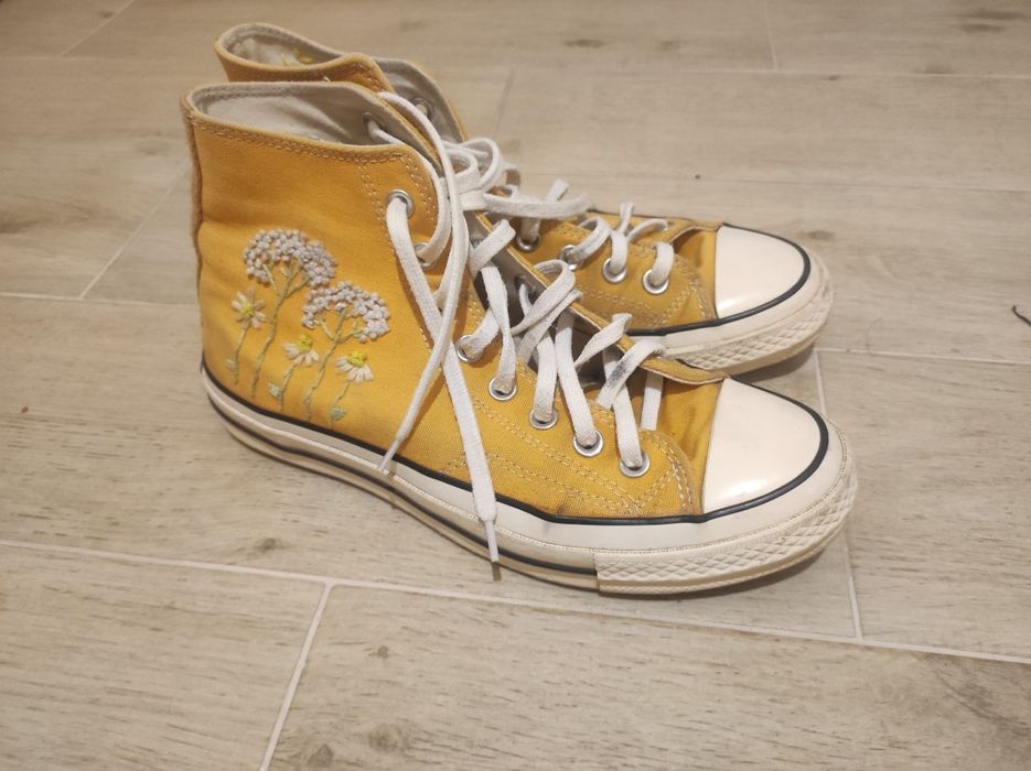 Конверси жовті оригінал