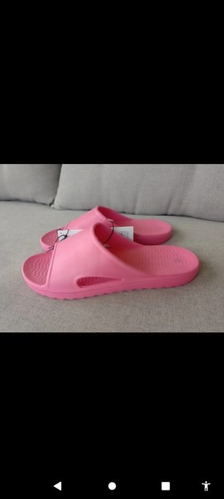 Nowe klapki rozmiar 36 z metką 
...
...