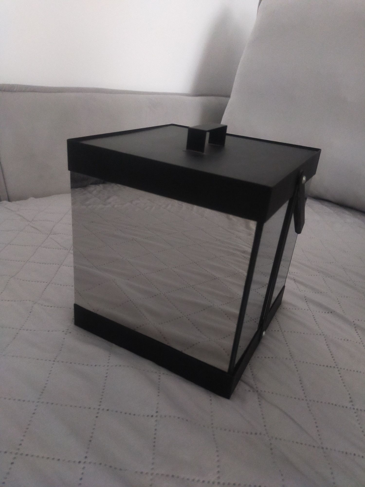 Lampion led lustrzany