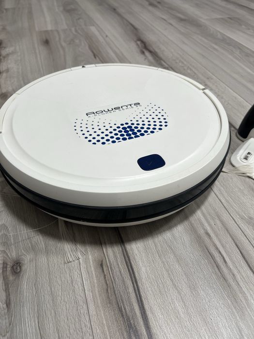 Робот пилосос rowenta