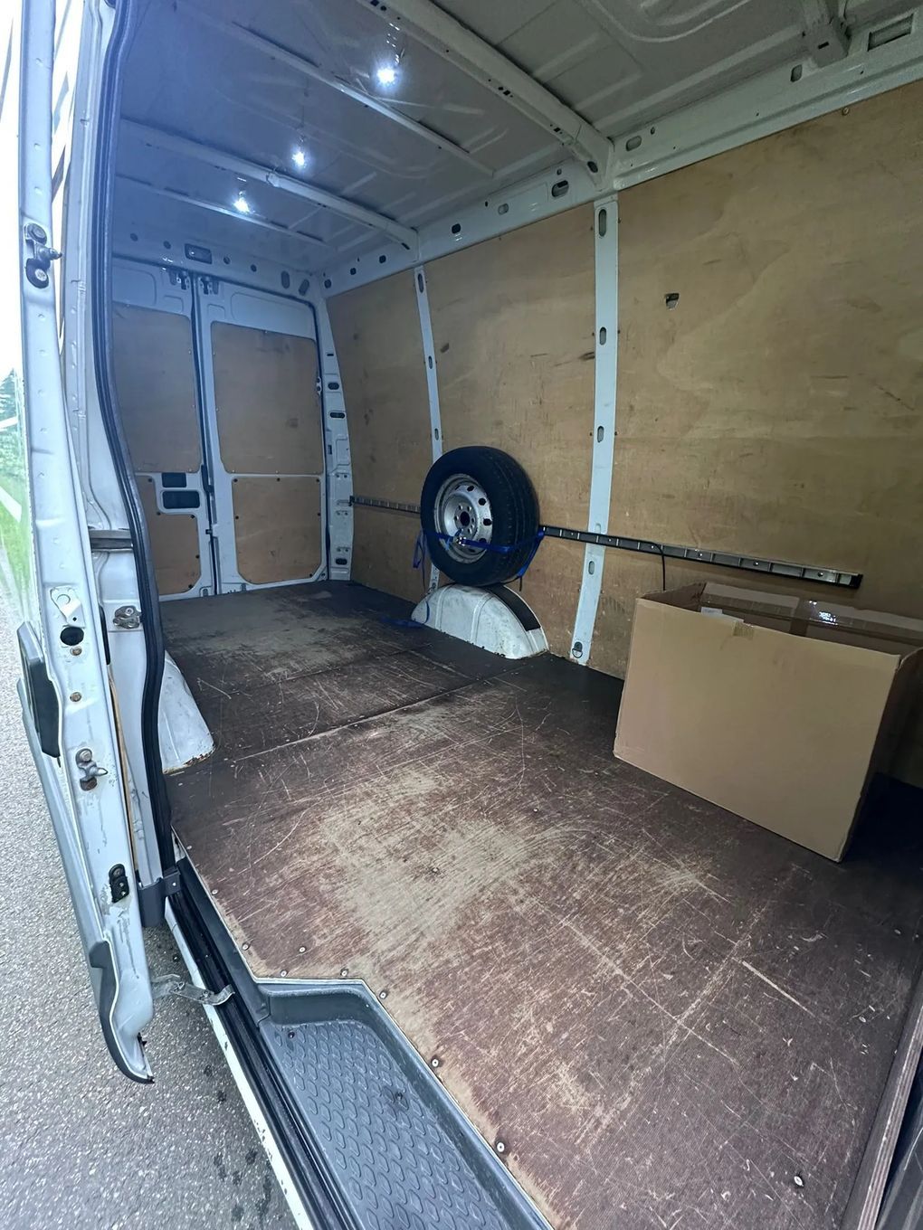 Iveco Daily  Iveco Daily 2.3 35S15