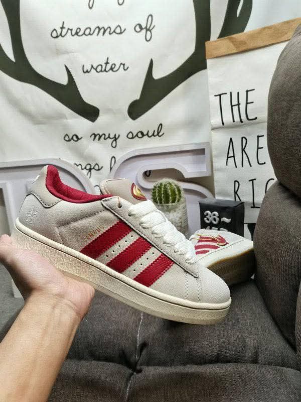 Adidas vários modelos novos