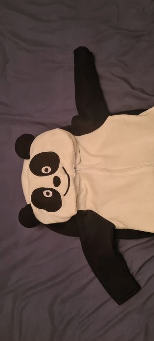 Disfarce panda da concentra