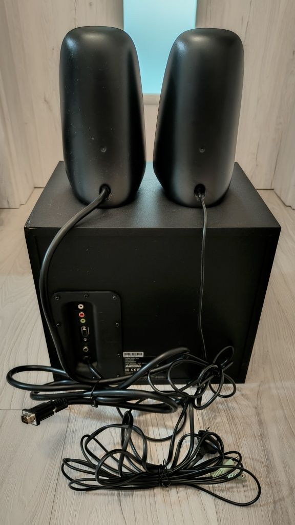 Głośniki Logitech Z623 200W RMS bdb stan