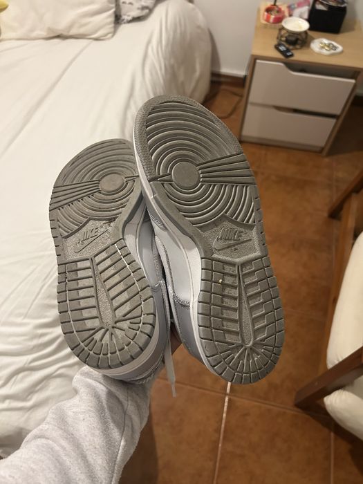 Nike Dunk Low - cinza