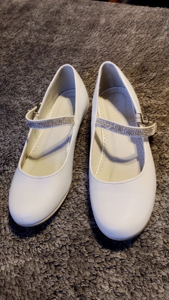 Półbuty białe komunia eleganckie 34
