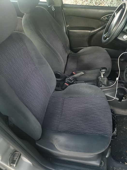 Ford focus 1.6 gasolina