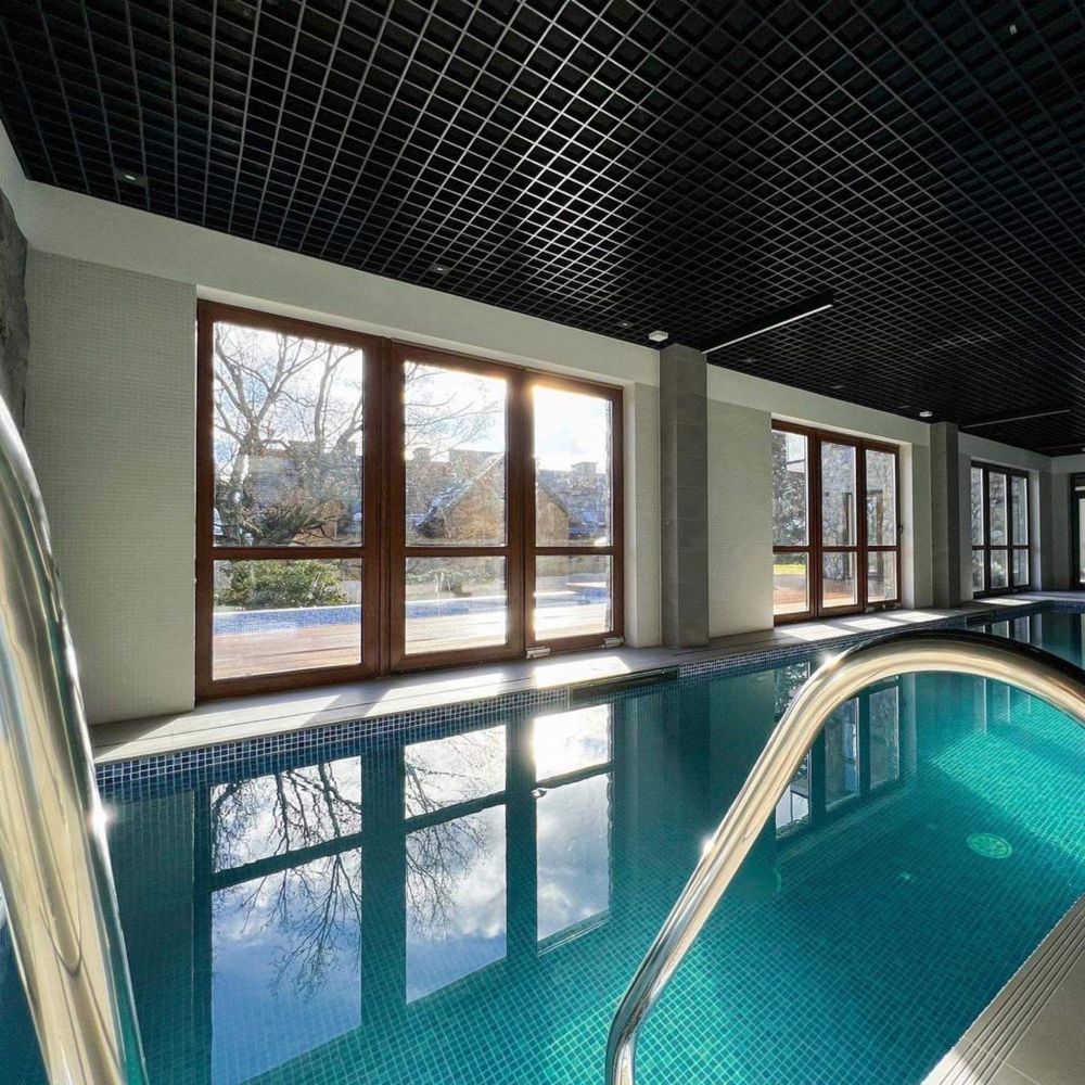 Apartament z basenami