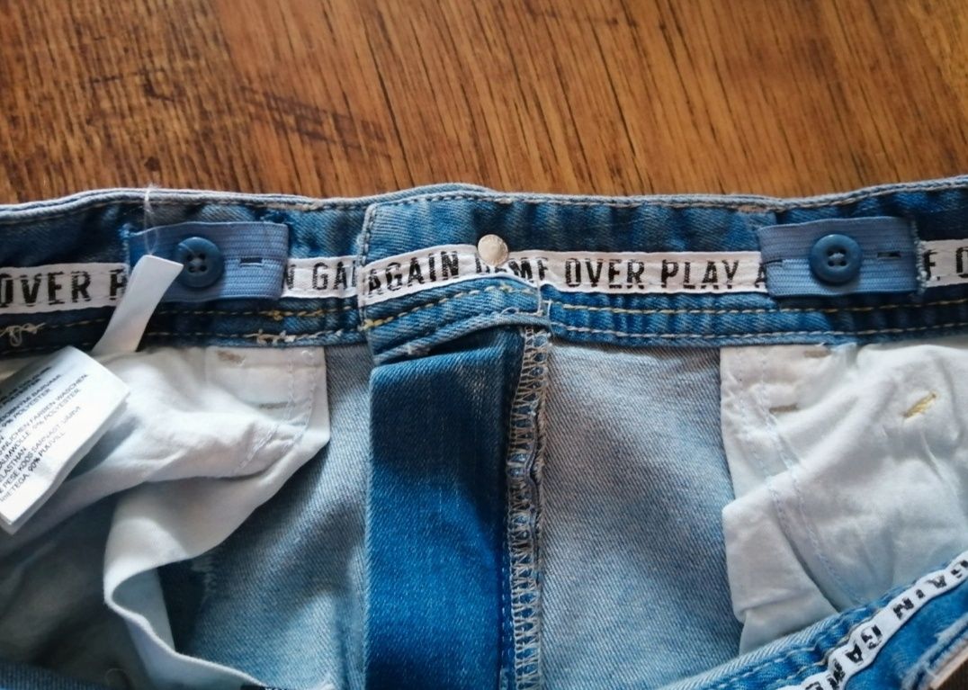H&M jeansy dżinsy spodnie przetarcia dziury 152