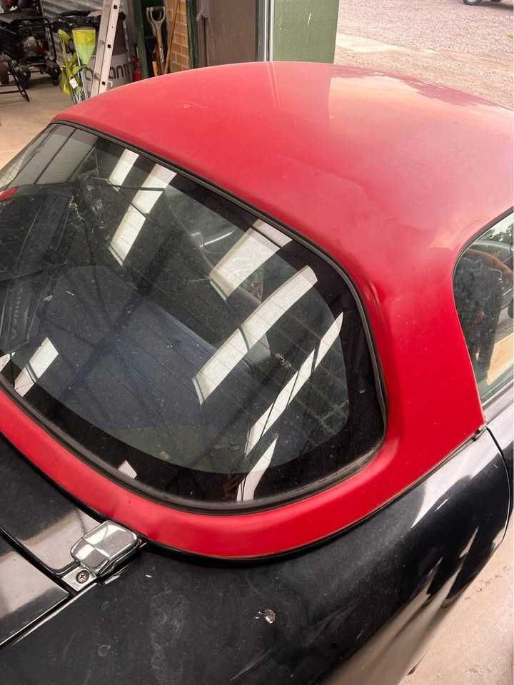 Hardtop vermelho para mazda