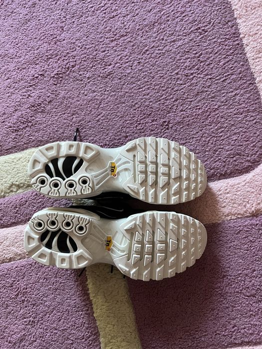 ЖІНОЧІ Nike Air Max Tn black/white