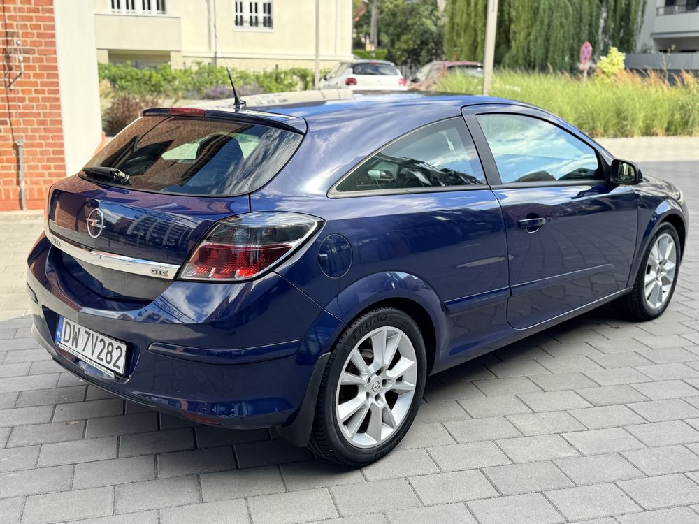 Opel Astra GTC 1.8 2005r zadbana