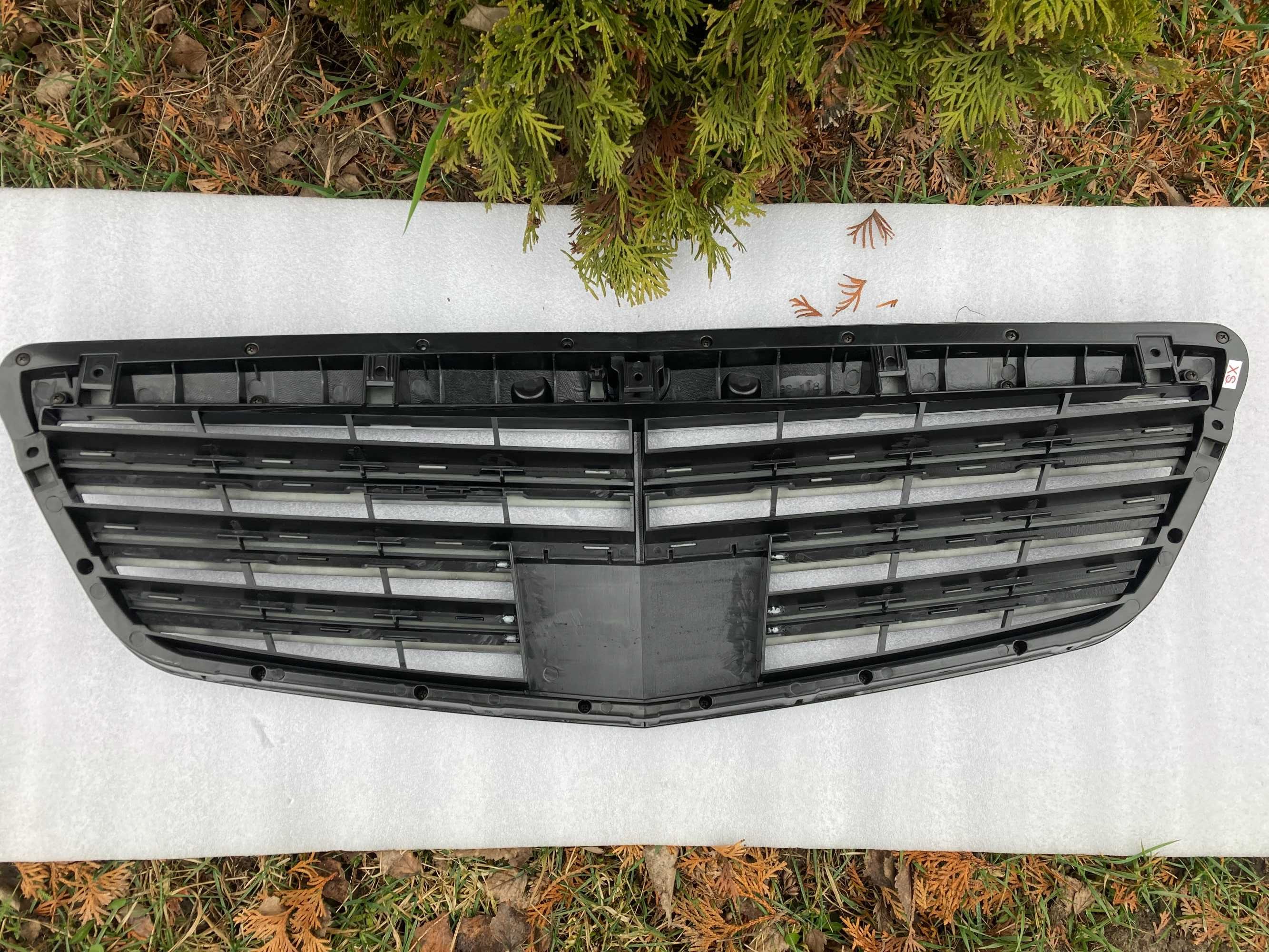 решетка радиатора Mercedes S W221 2009-2012г.AMG стиль(Chrome)