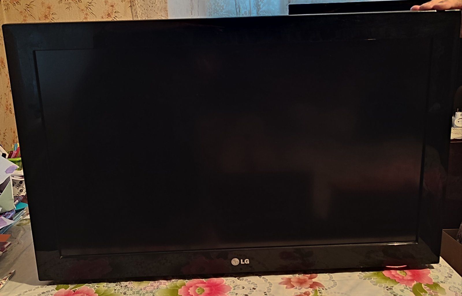 Телевізор LG 32 LD 450