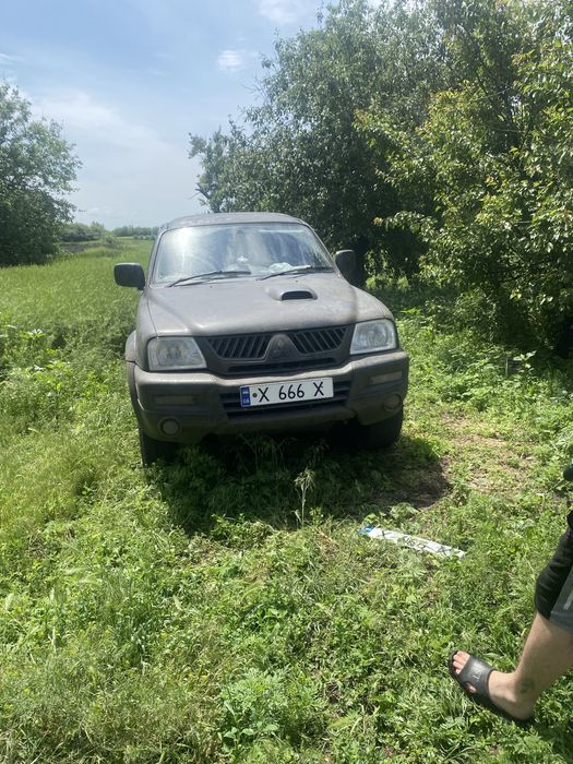 L200 повністю на ходу на 0 не їздила