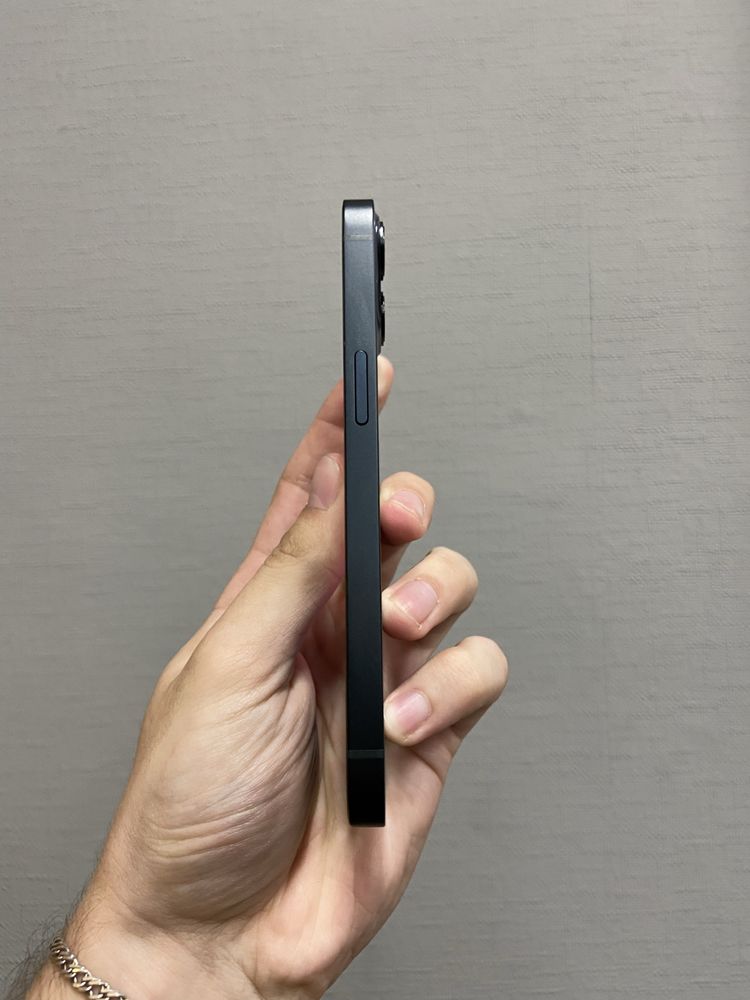 iPhone 13 256Gb Midnight Unlock з Гарантією від Магазину