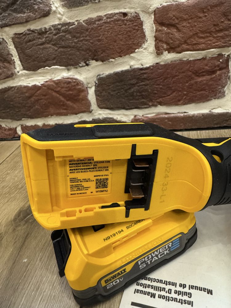 Dewalt DCF512 аккумуляторная угловая трещотка