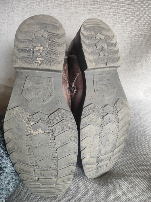 Trzewiki botki buty zimowe kozaki 42 męskie skórzane 28cm