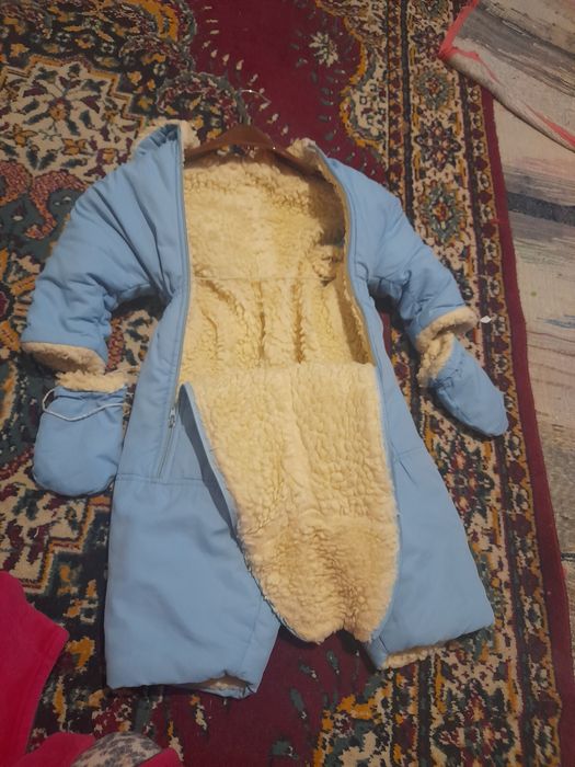 Віддам безкоштовно комбінезон зимовий