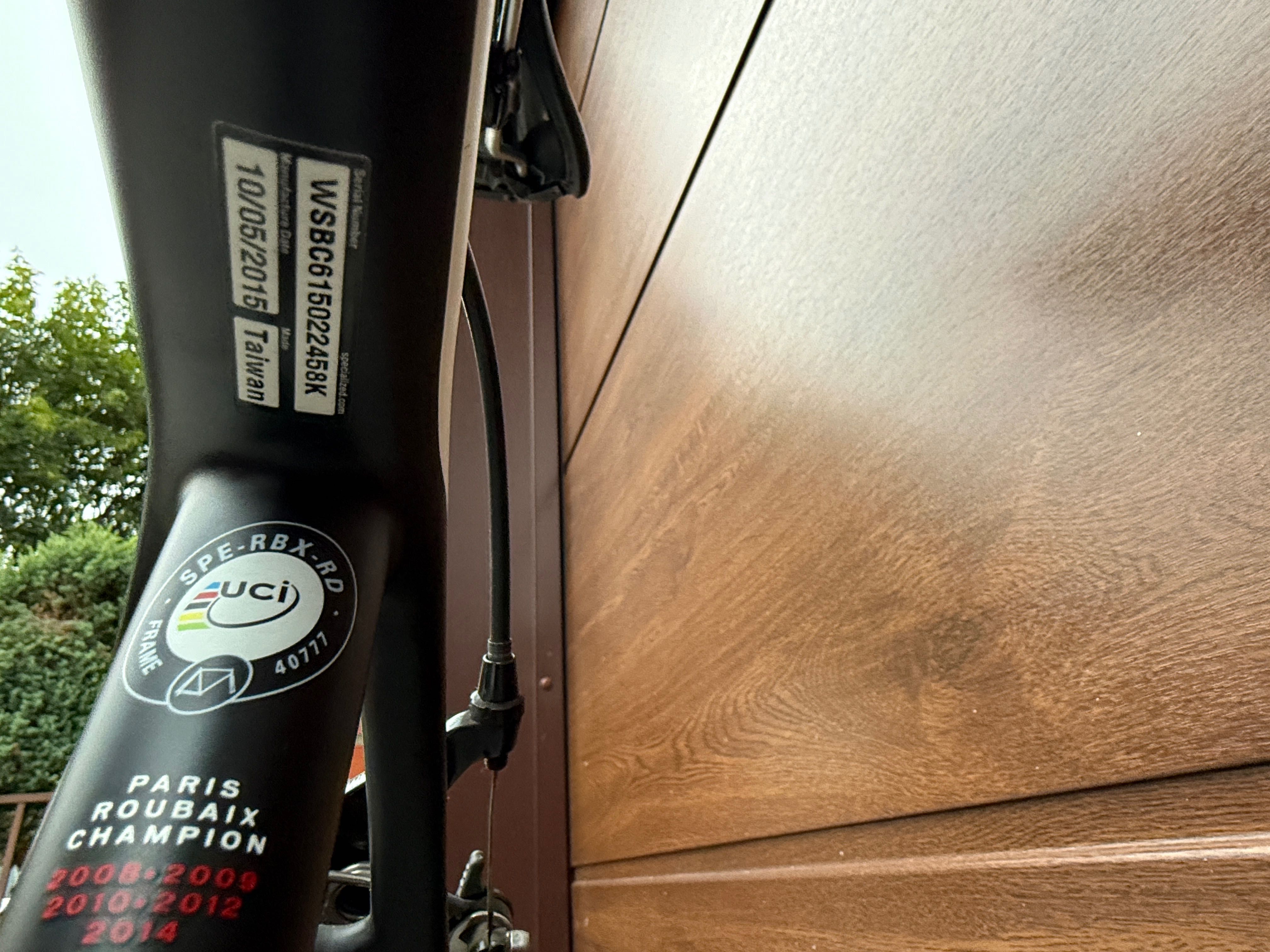 Specialized Roubaix SL4 Sport.