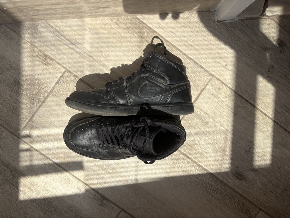 jordan one 1 all black
