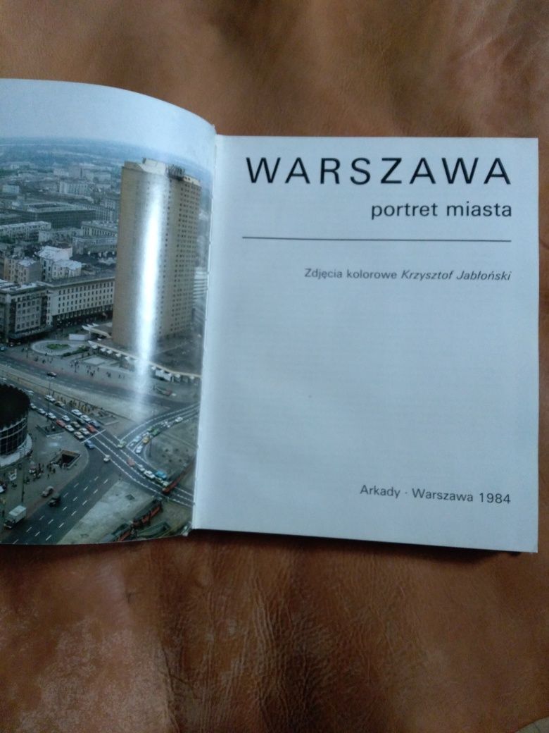 Książka Warszawa Portret miasta historia odbudowa